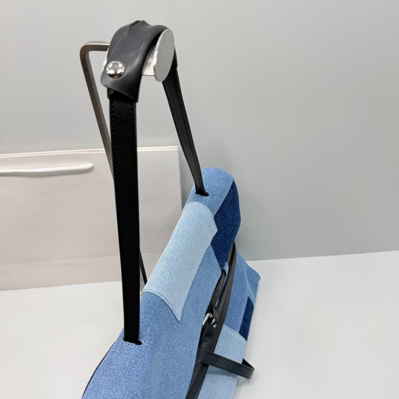 Color Block Denim Handbag Cros - مراجعة Women Fashion Handbags وسعره