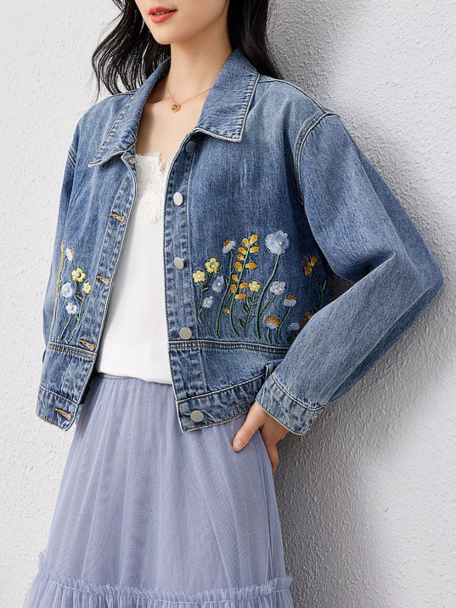 Floral Embroidered Denim Short - مراجعة Women Fashion Jeans Top وسعره
